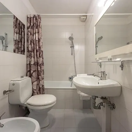 Angelica House דירה